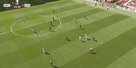 凤凰体育-【足总杯】曼城夺冠！京多安双响曼城2比1胜曼联