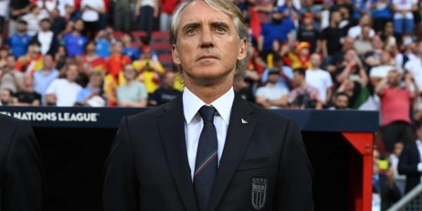 凤凰体育网页版-梁熙明：曼奇尼辞职留下满地问号，意大利颓势难止